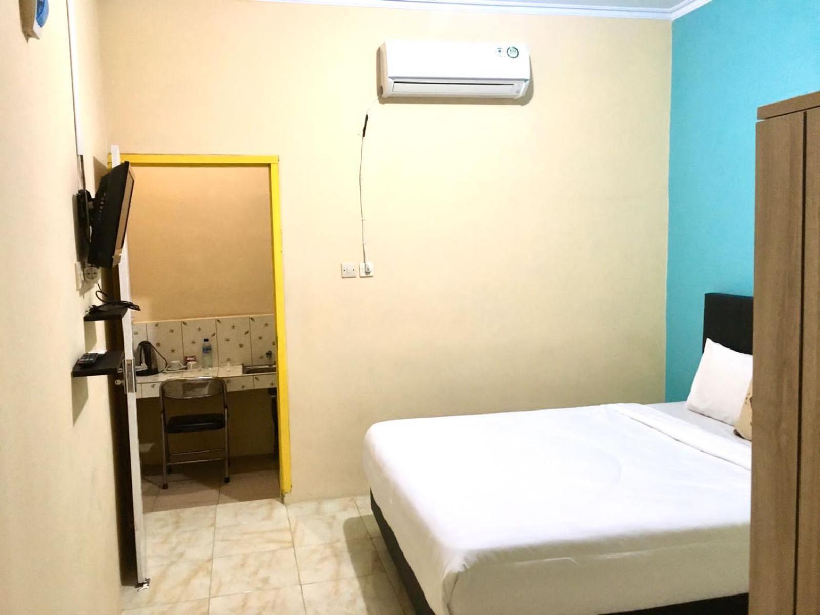 Grand Khalifah Guesthouse Sumbawa Exterior photo